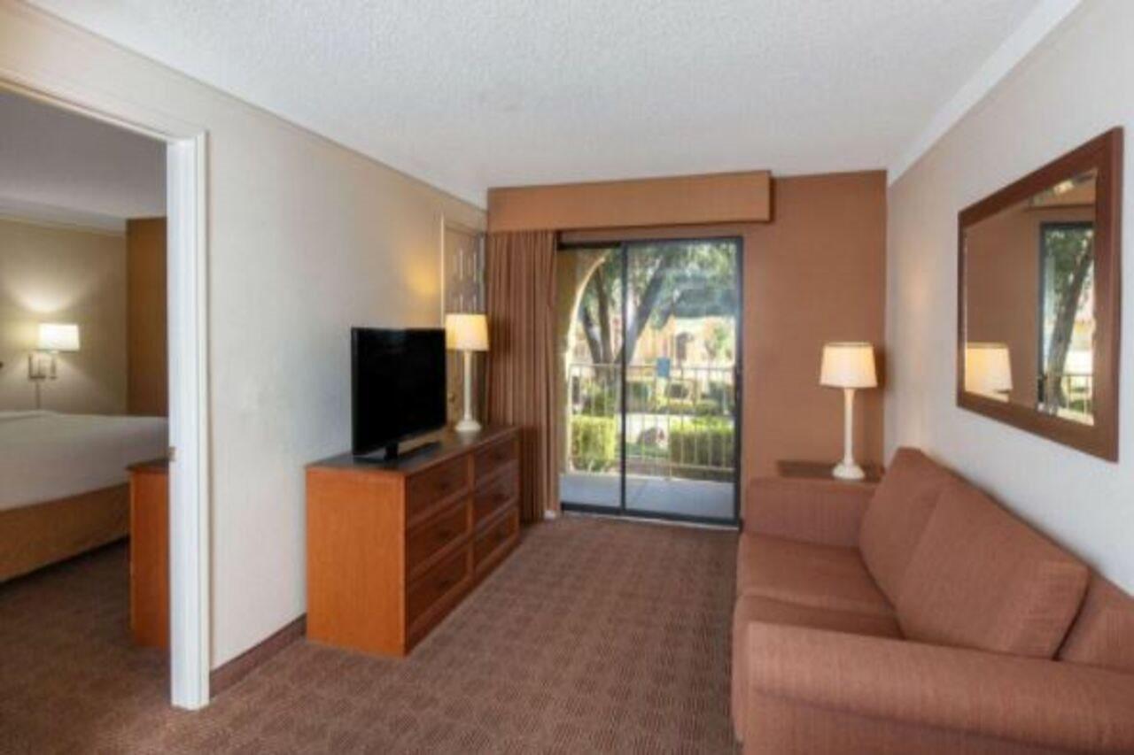 La Quinta By Wyndham Las Vegas Airport N Conv. Ngoại thất bức ảnh