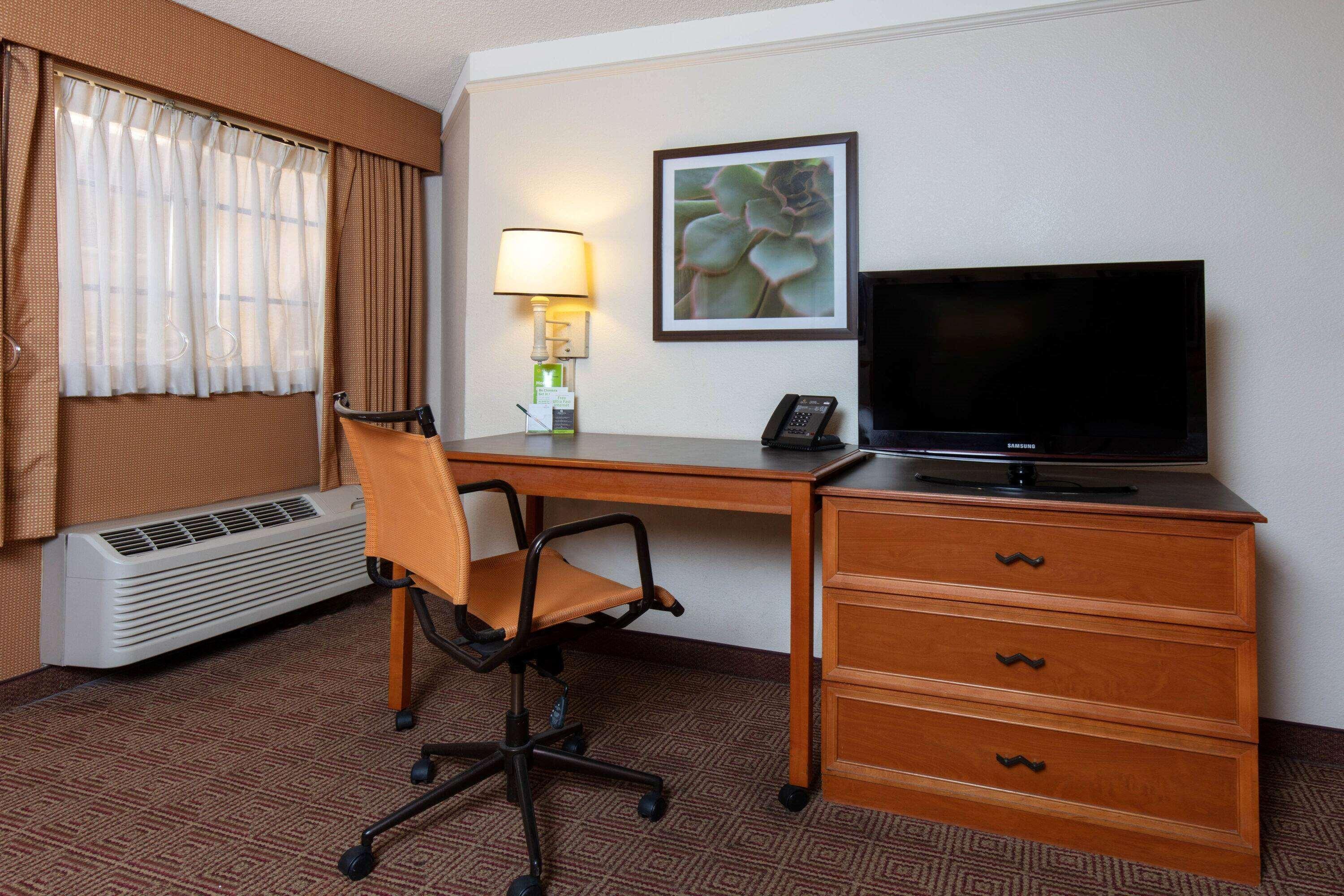 La Quinta By Wyndham Las Vegas Airport N Conv. Ngoại thất bức ảnh
